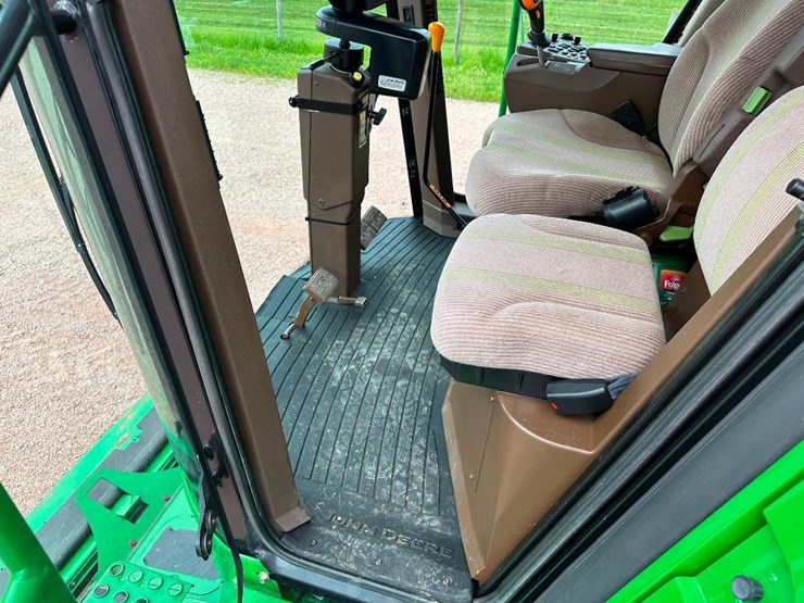 2007-john-deere-9860-sts-image-87