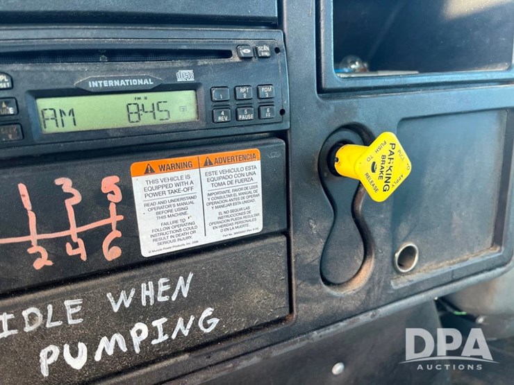 2007-international-durastar-4300-image-69