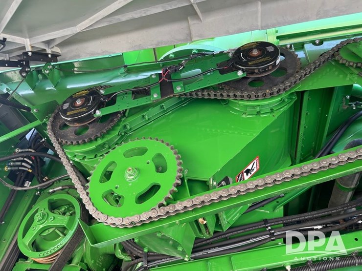 2016-john-deere-s690-image-93
