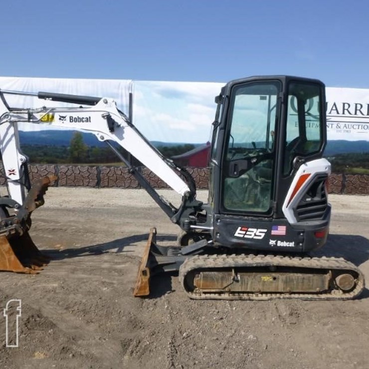 2021 BOBCAT E35i