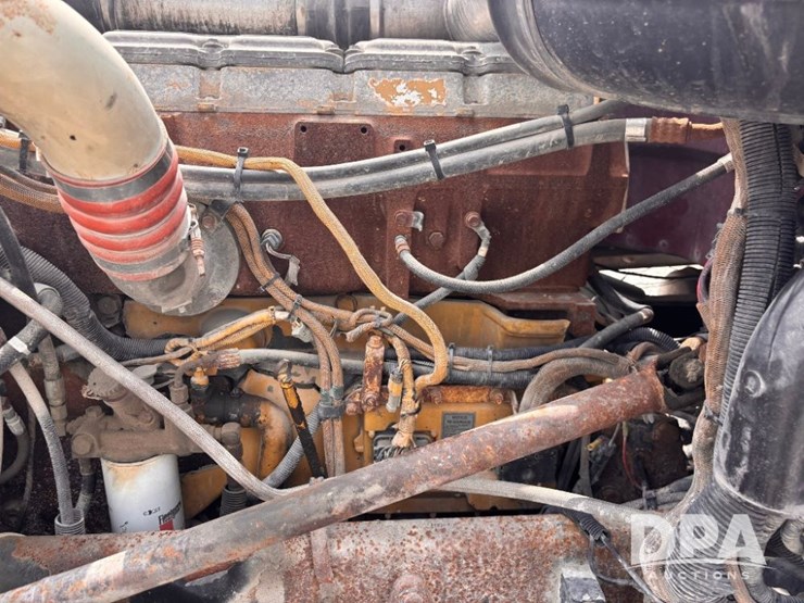 2000-peterbilt-379-image-72
