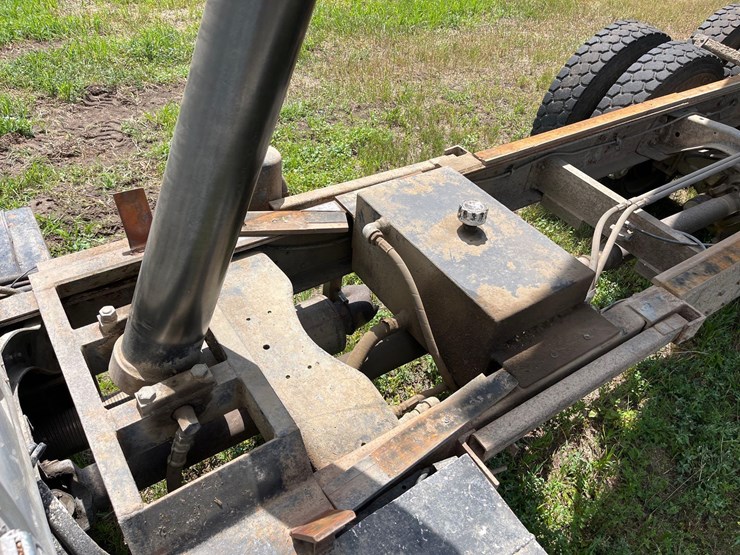 ford-l9000-image-50