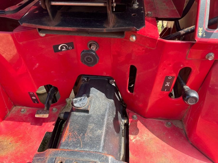 mahindra-2816-image-33