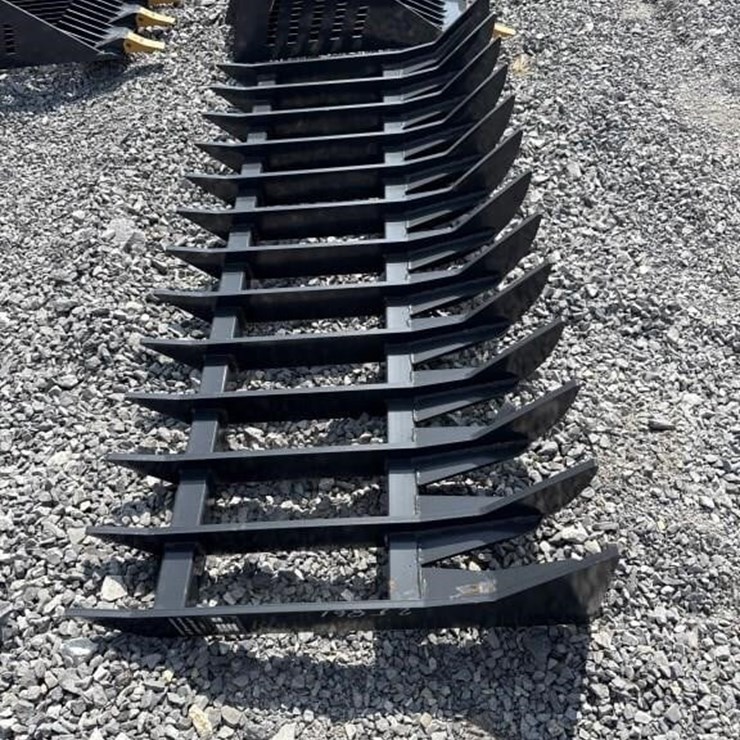 Land Honor Root Rake