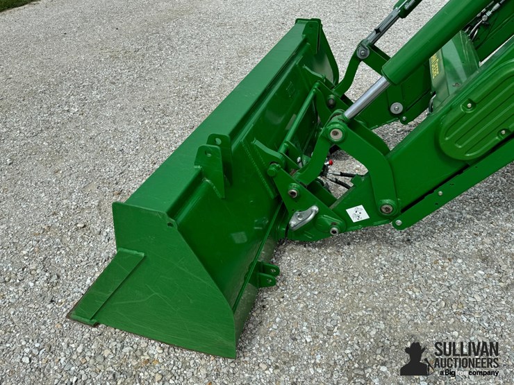 2023-john-deere-6r-145-image-8