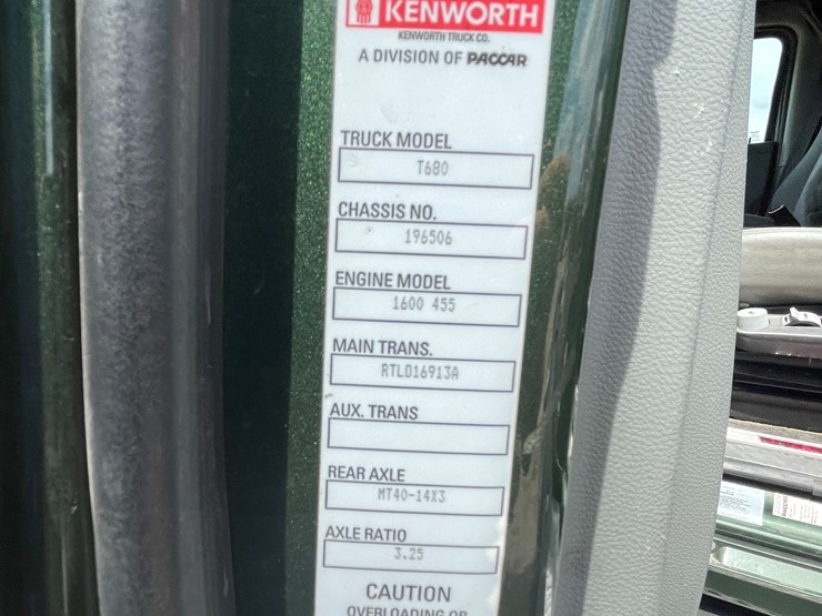 2018-kenworth-t680-image-78