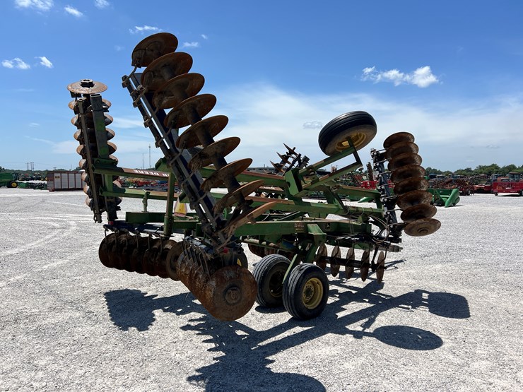 john-deere-630-image-5