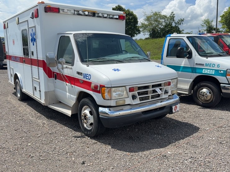 2003-ford-e450-image-3