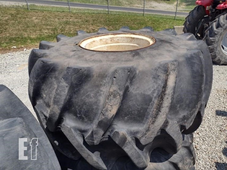 (4)-goodyear-67x34.00-wheel-loader-tires-image-4