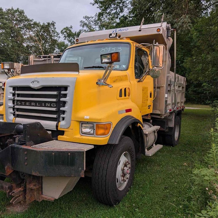 2005 Sterling Single Axle Dump