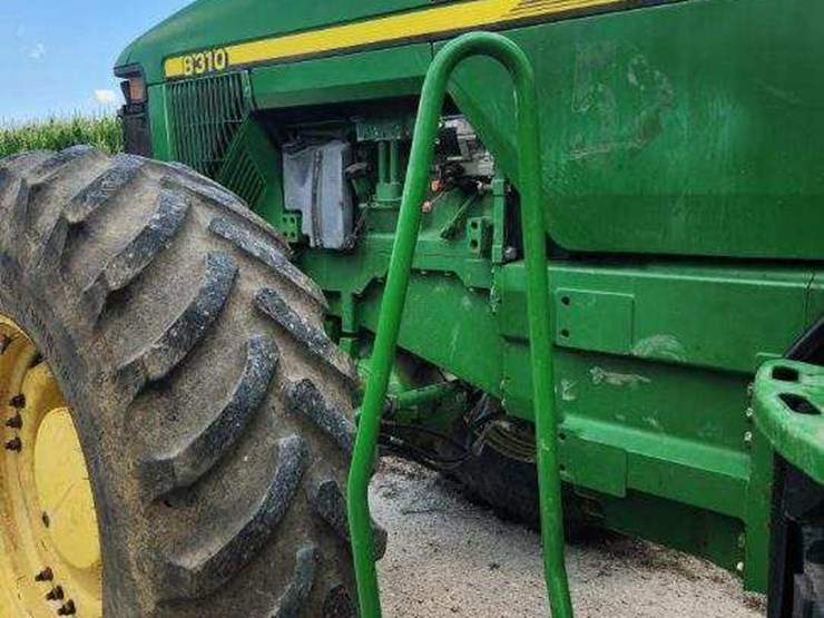 2000-john-deere-8310-image-12
