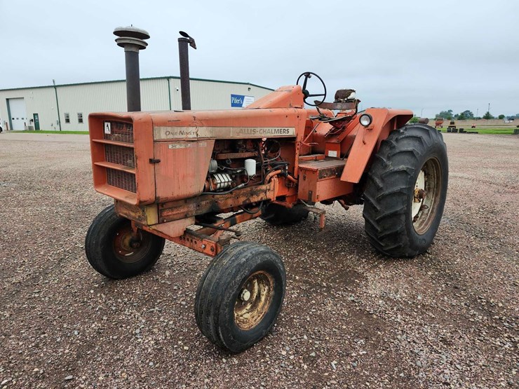 allis-chalmers-190-tractor-image-1