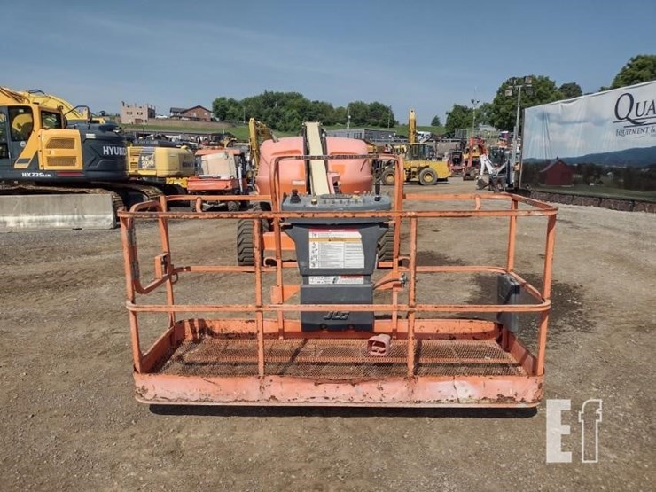 2007-jlg-400s-image-4