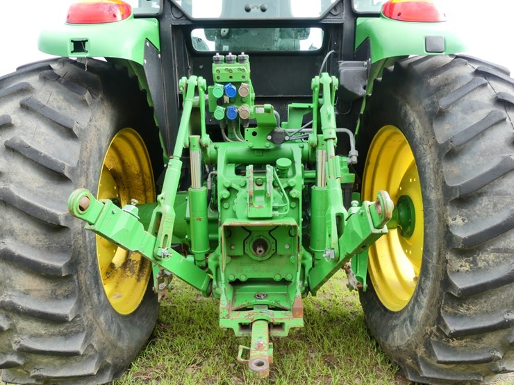 2015-john-deere-6115d-image-5
