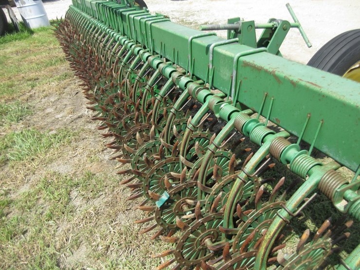 john-deere-400-image-3