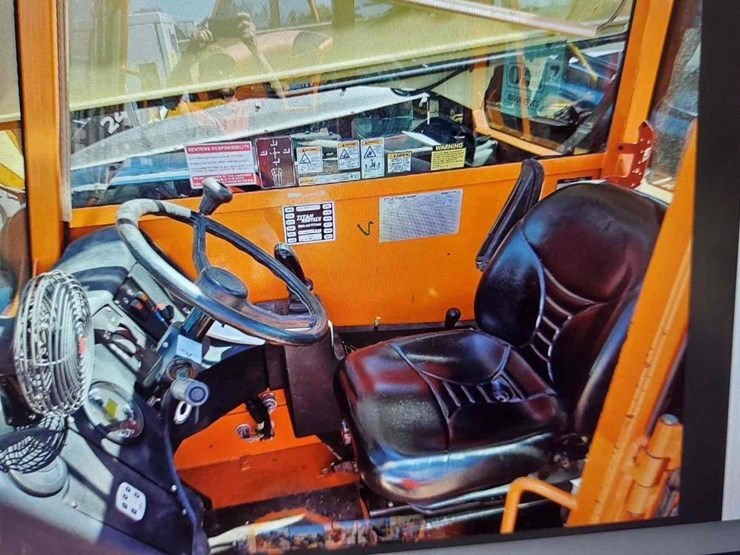 2013-jlg-telehandler-image-4