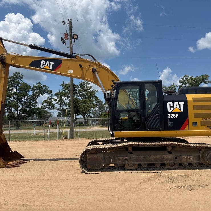 2019 CATERPILLAR 326FL