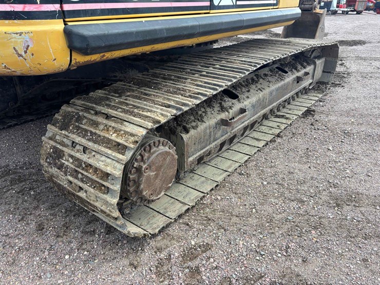 caterpillar-322cl-image-41