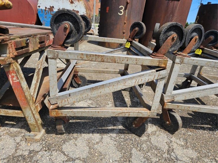 #2580-•-(2)-rolling-carts-image-6