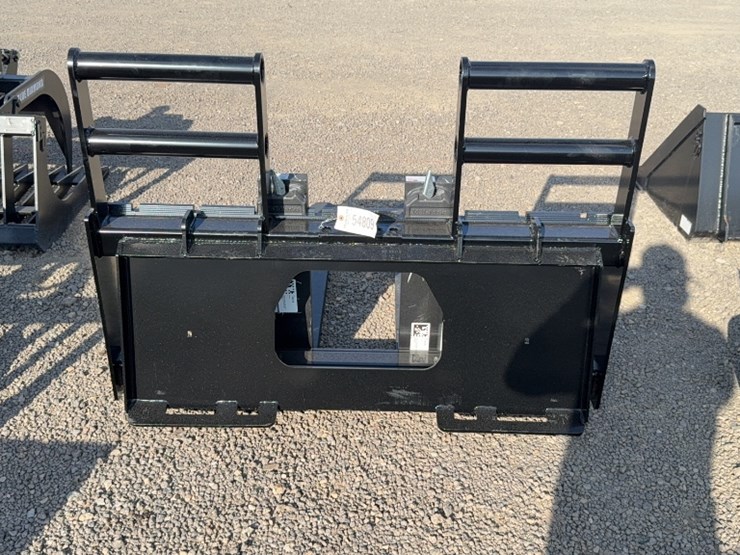 #2070-•-blue-diamond-48"-skid-steer-pallet-forks-image-3