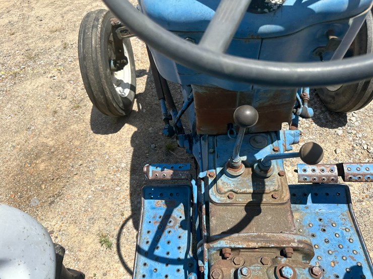 ford-3000-image-41