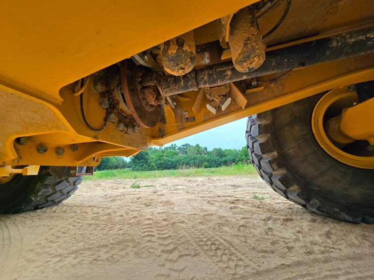 2018-deere-460e-image-56