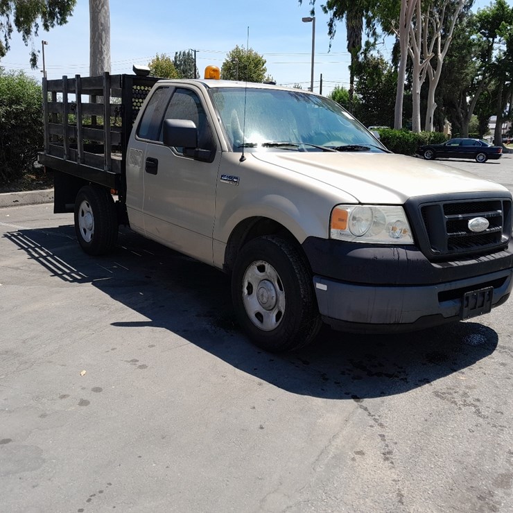 2004 FORD F150