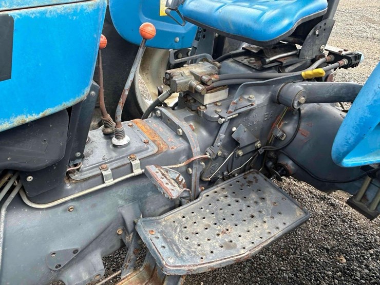 1996-new-holland-3930-image-16