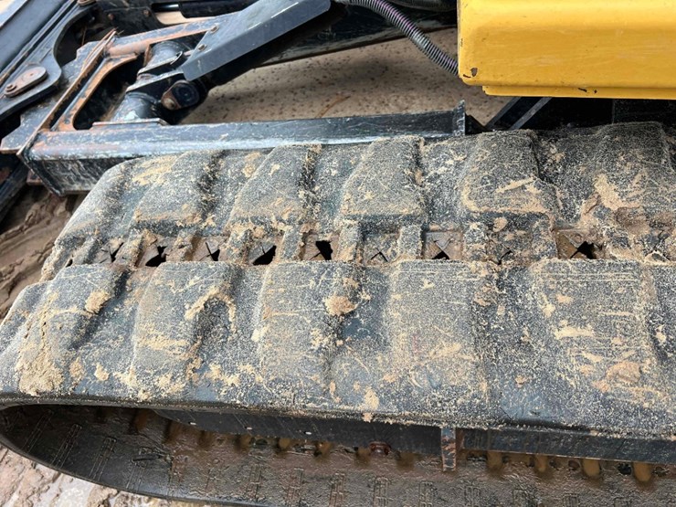 2022-caterpillar-305cr-image-30