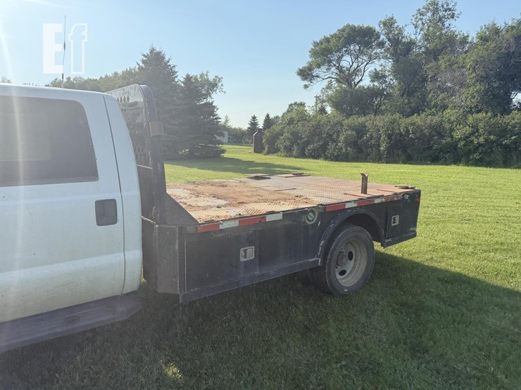 2013-ford-f550-image-8
