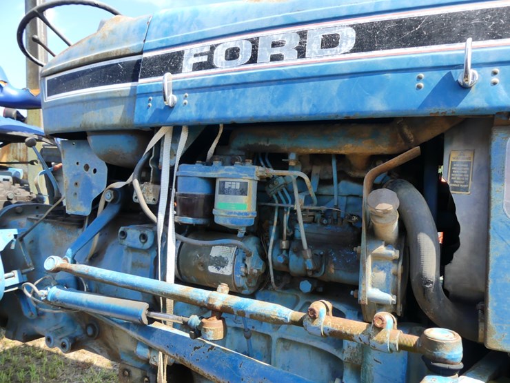 ford-2810-image-7