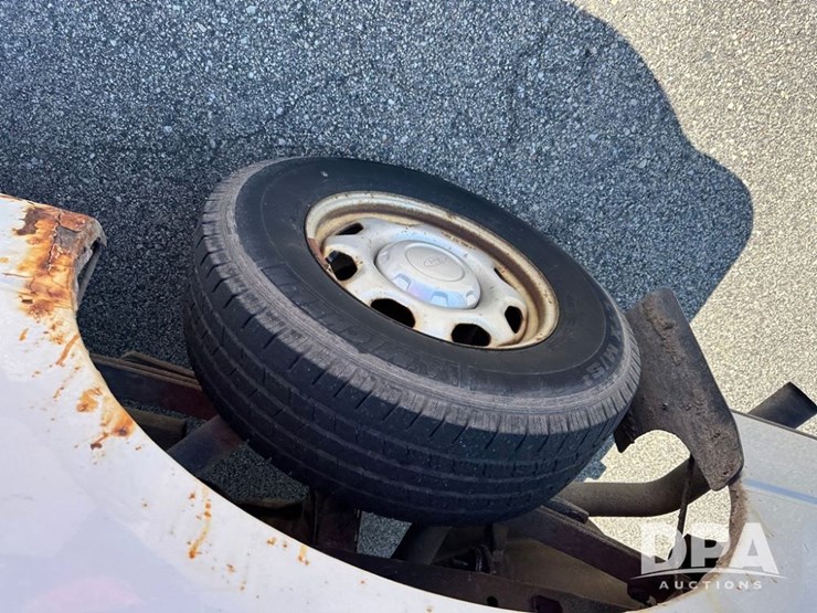 2011-ford-f150-xl-image-22
