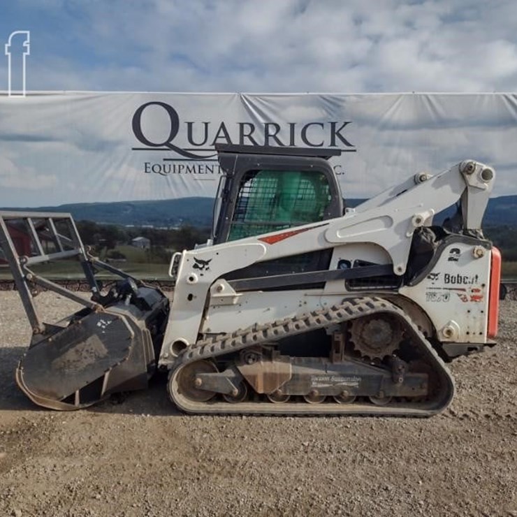 2017 BOBCAT T870