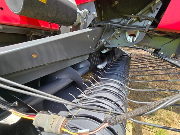 2020-massey-ferguson-1840-image-14
