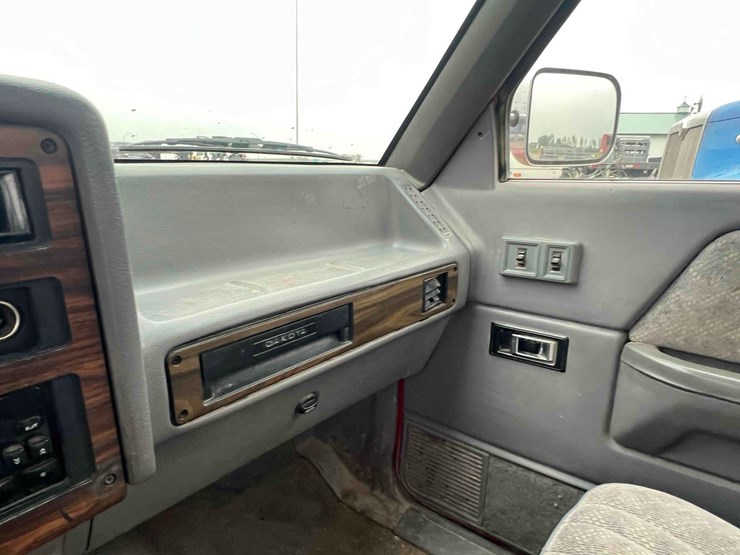 1996-dodge-dakota-image-10