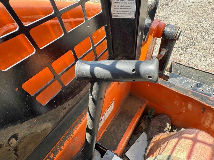 2019-gehl-rt105-image-50