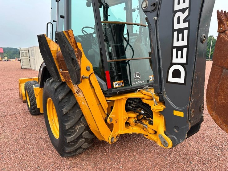 2018-deere-310sl-image-29