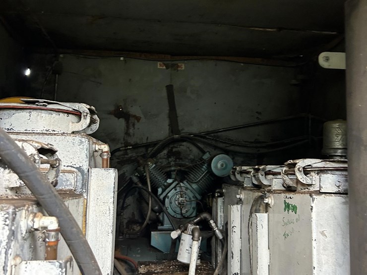 1977-kenworth-fuel-truck-1133-image-44
