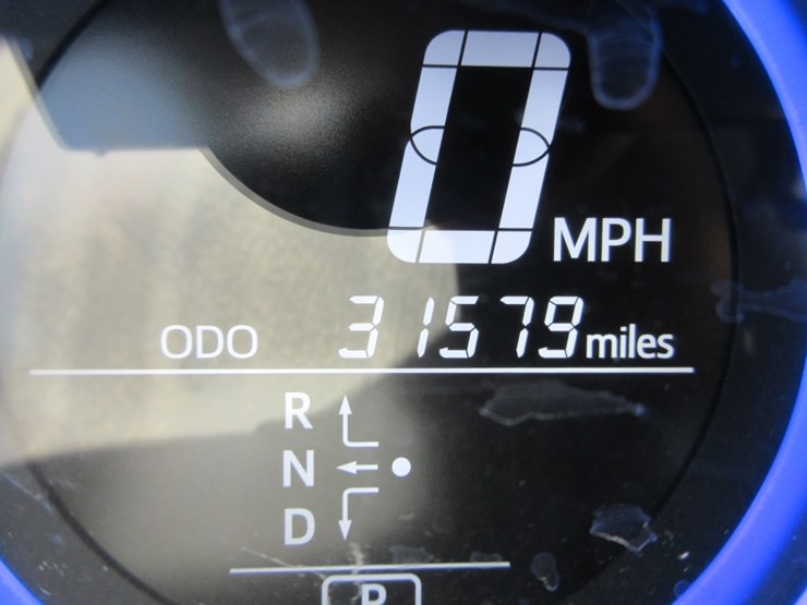 2014-toyota-rav4-image-17