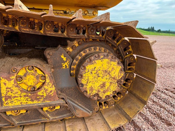 2007-komatsu-d51px-22-image-12