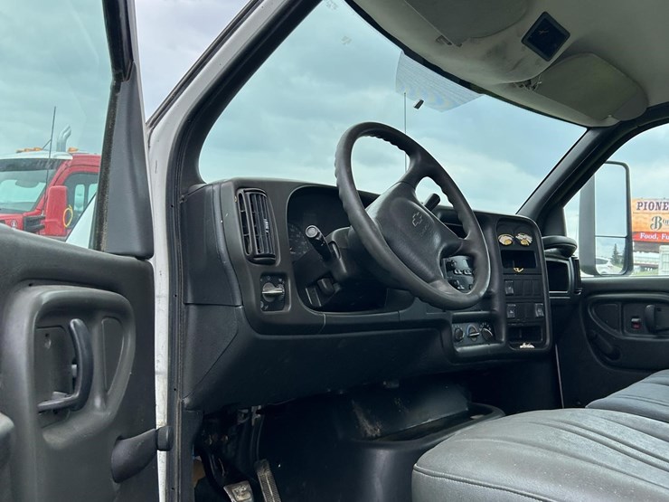 2007-chevrolet-kodiak-c6500-image-10