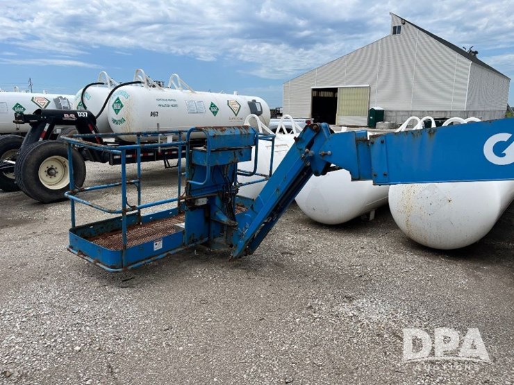 2012-genie-s45-image-2