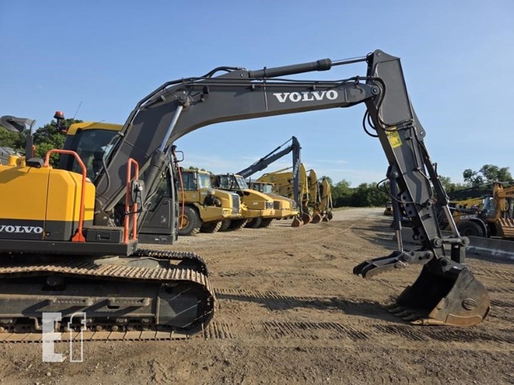 2021-volvo-ec140el-image-30