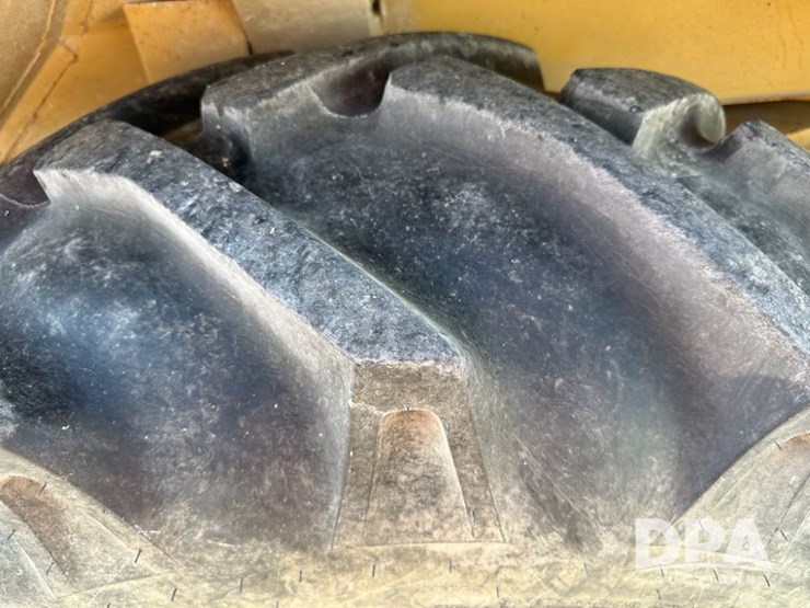 1989-caterpillar-416-image-6