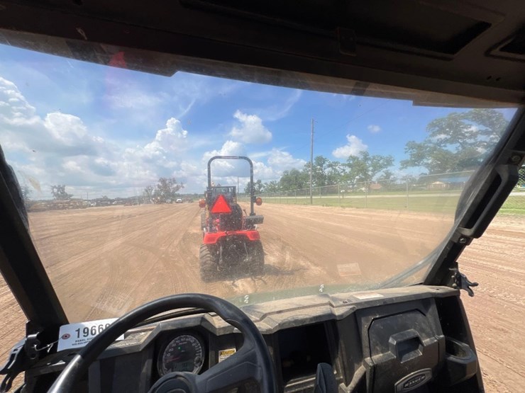 2016-polaris-ranger-image-23