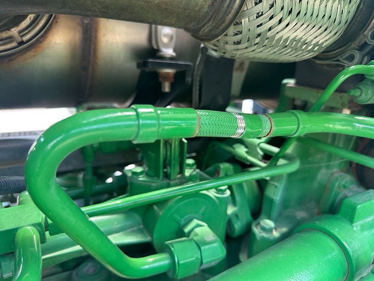 2018-john-deere-r4038-image-56