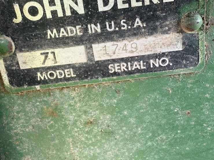john-deere-71-image-7