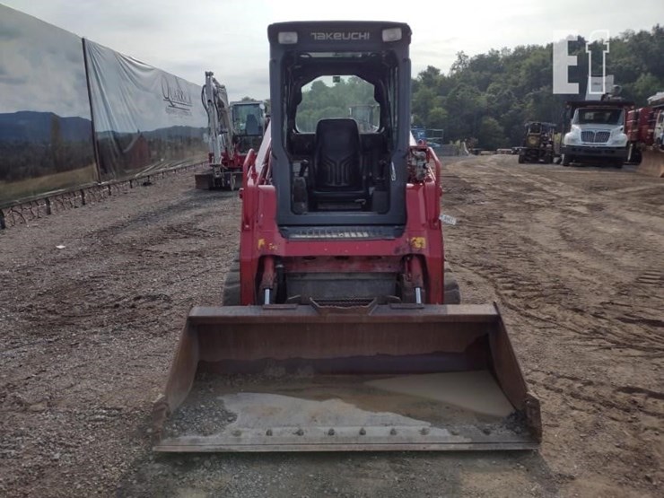 2018-takeuchi-tl8-image-2