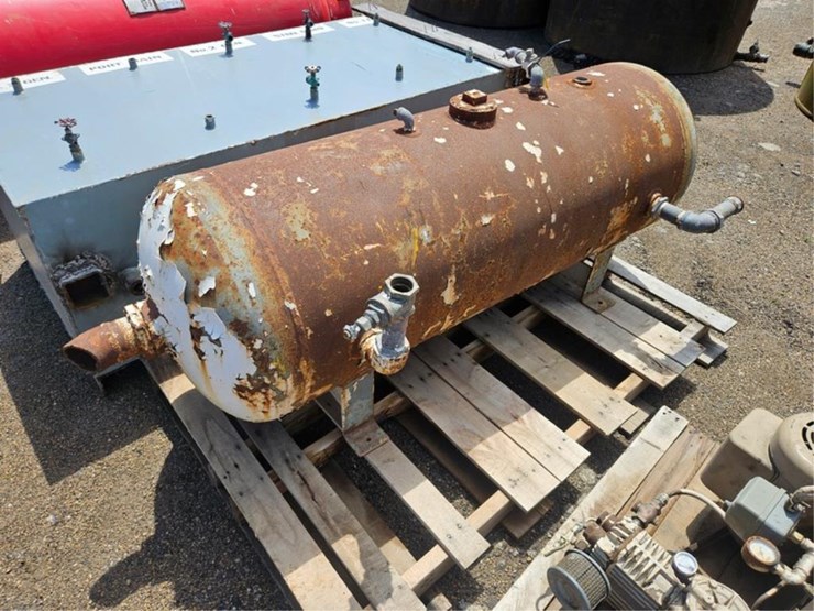 #2574-•-horizontal-air-tank-image-4