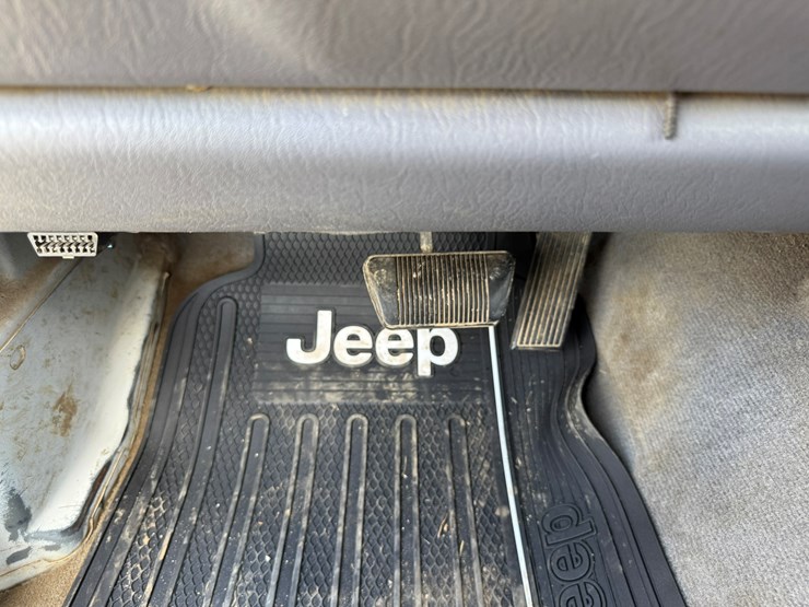 1997-jeep-wrangler-image-50
